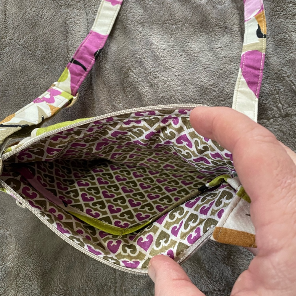 Vera Bradley “ Lizzy” Quilted Floral Crossbody Bag - Picture 7 of 7